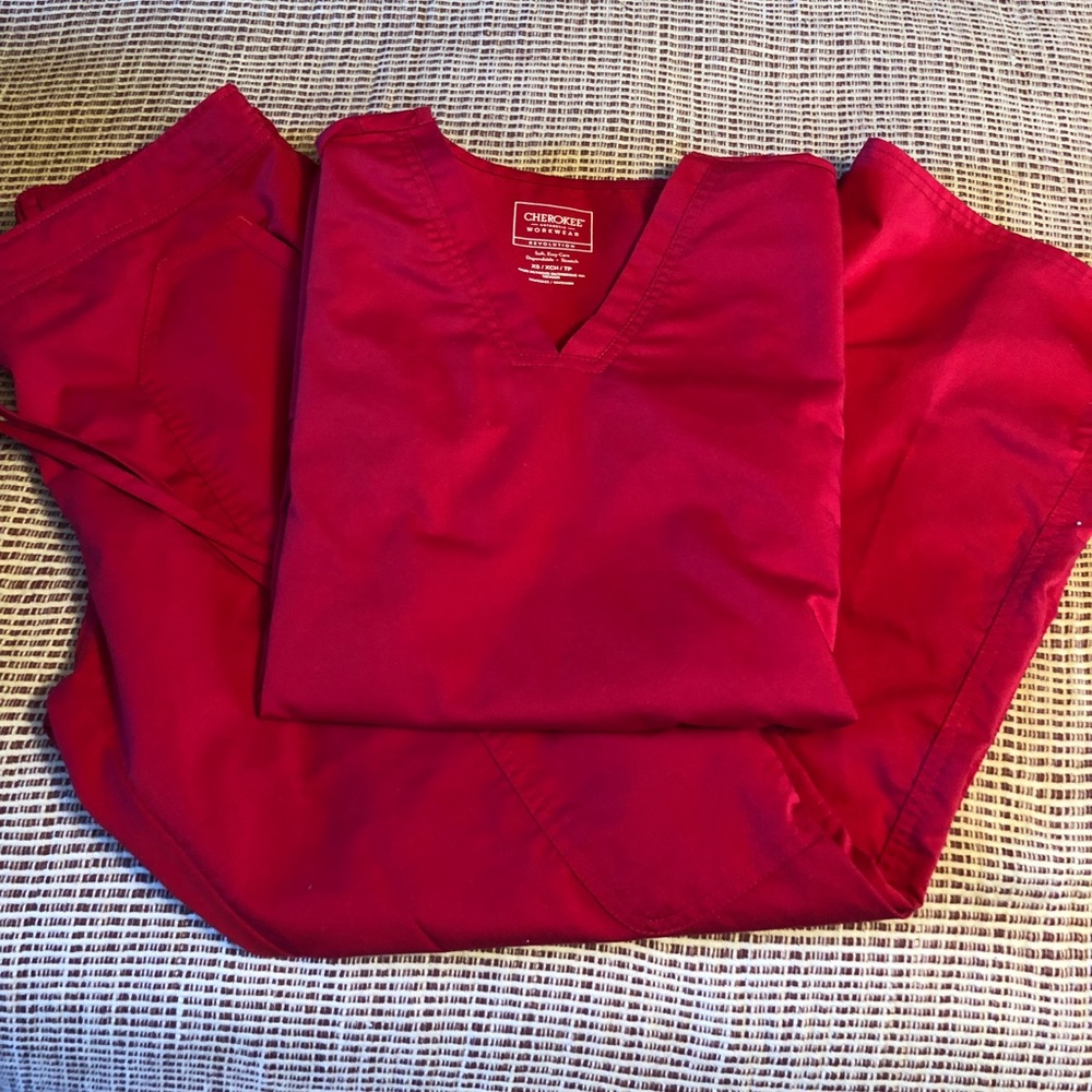 Scrub set - Cherokee Red